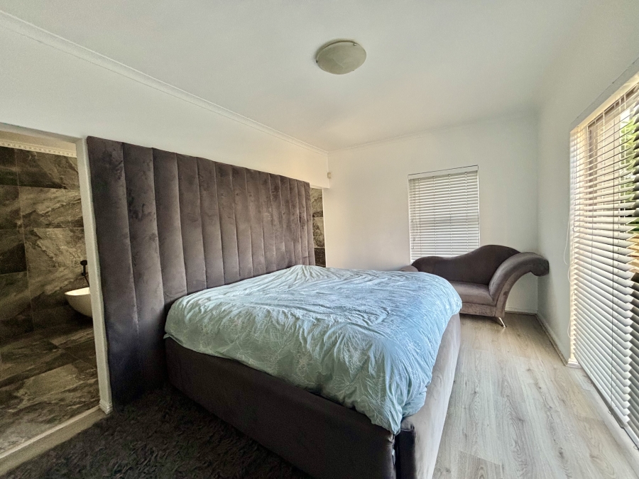 To Let 3 Bedroom Property for Rent in Parklands Western Cape